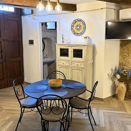 Remarkable Medieval Clifftop With Panoramic Sea Views To Stromboli Beautifully Restored And Fully Equipped Амантея